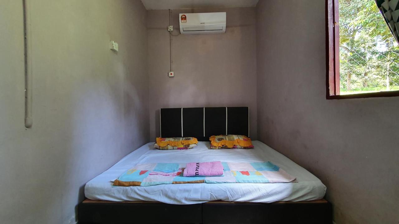 Chalet Kampong Semawar Kuala Kangsar Eksteriør billede