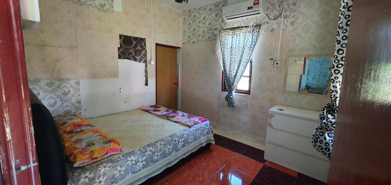 Chalet Kampong Semawar Kuala Kangsar Eksteriør billede