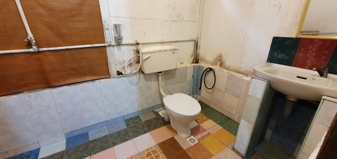Chalet Kampong Semawar Kuala Kangsar Eksteriør billede