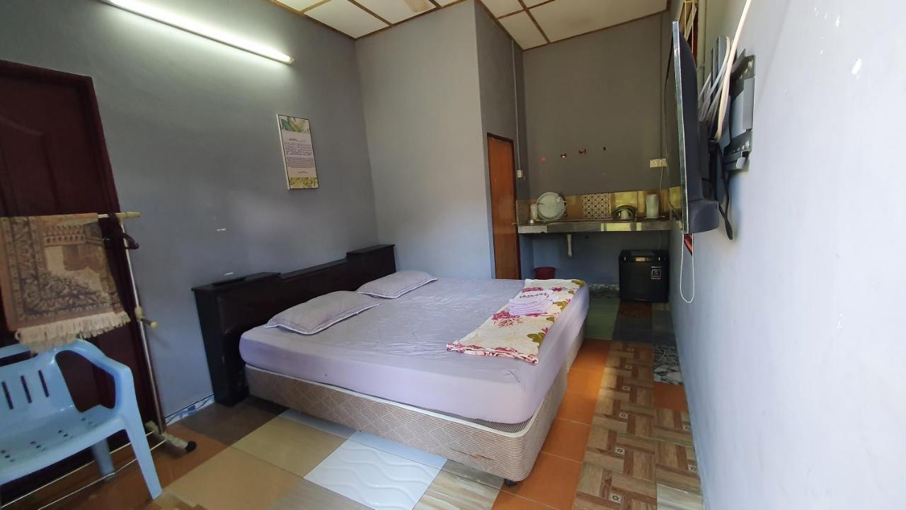 Chalet Kampong Semawar Kuala Kangsar Eksteriør billede