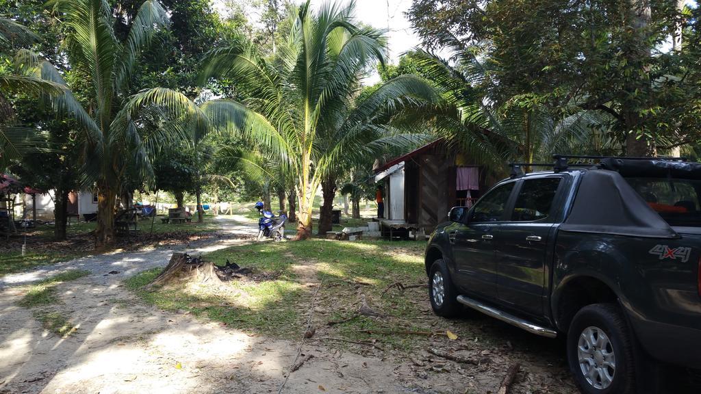 Chalet Kampong Semawar Kuala Kangsar Eksteriør billede
